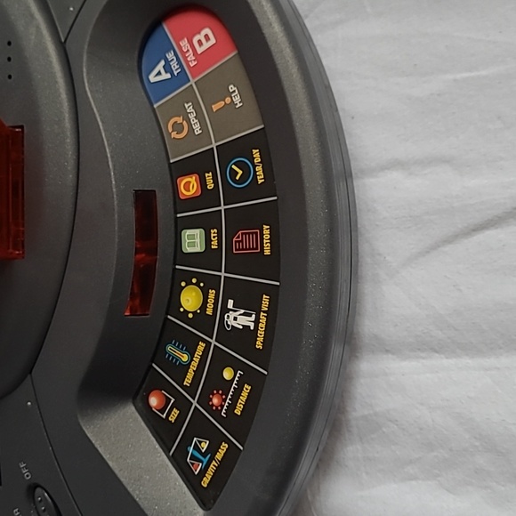 Interactive Planetary Projector - Picture 2 of 13